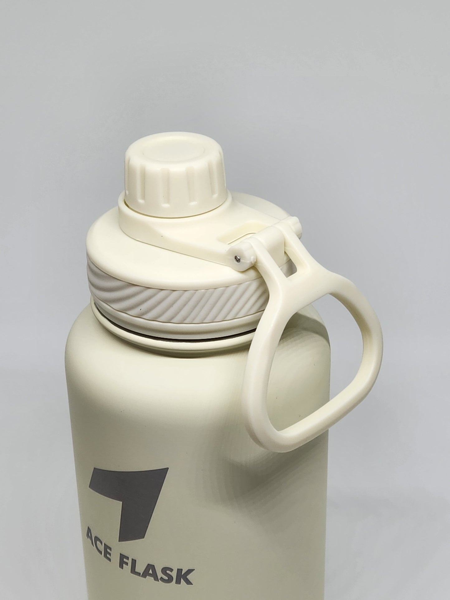 Essential Lid Ivory 650ml